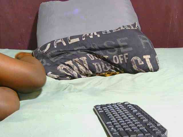 AngelBlackChoco webcam