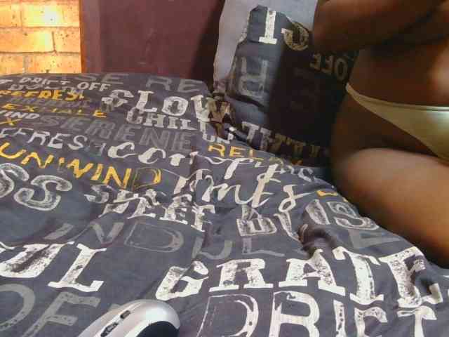 AngelBlackChoco webcam