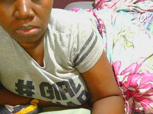 AngelBlackChoco webcam