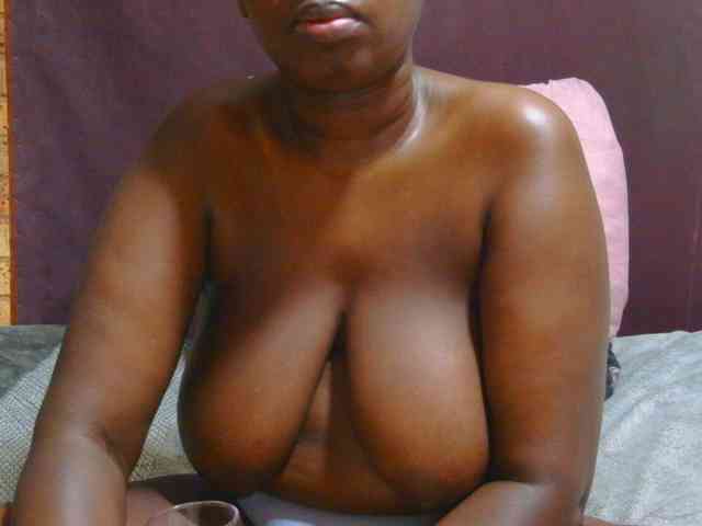 AngelBlackChoco webcam