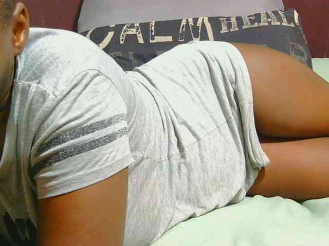 AngelBlackChoco webcam