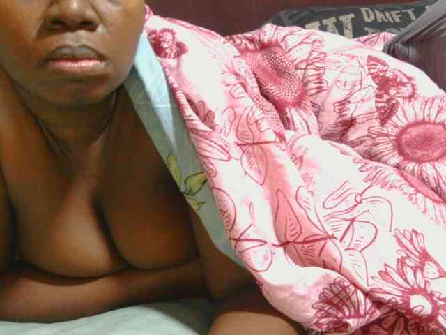AngelBlackChoco webcam
