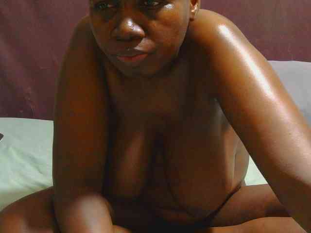 AngelBlackChoco webcam