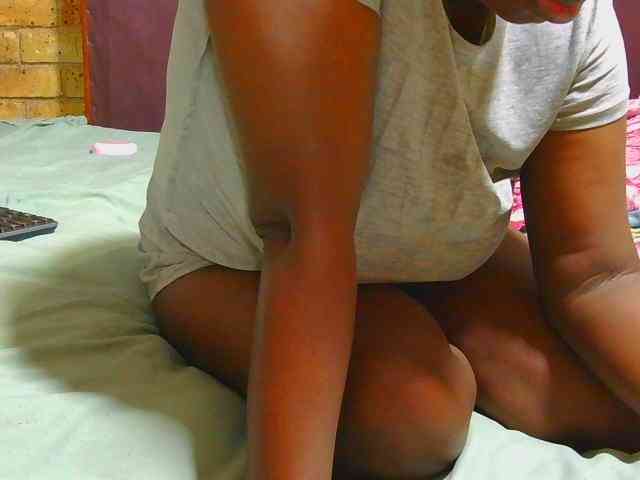 AngelBlackChoco webcam