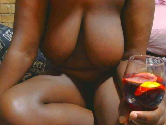 AngelBlackChoco webcam