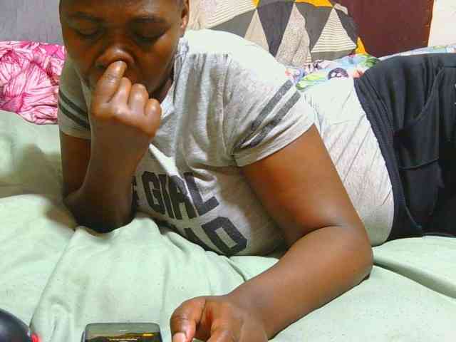 AngelBlackChoco webcam