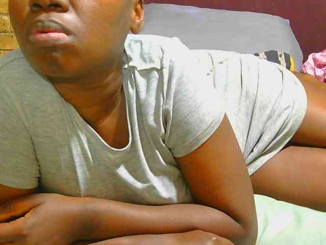 AngelBlackChoco webcam