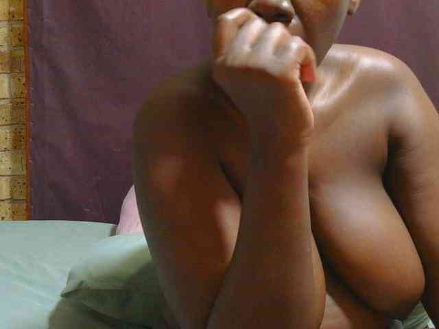 AngelBlackChoco webcam