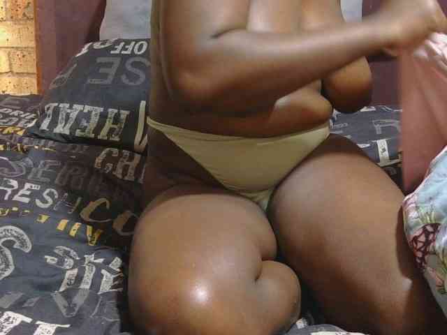 AngelBlackChoco webcam