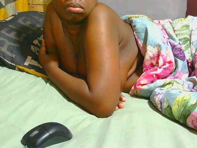 AngelBlackChoco webcam