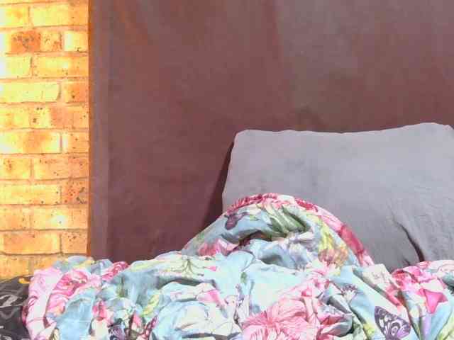 AngelBlackChoco webcam