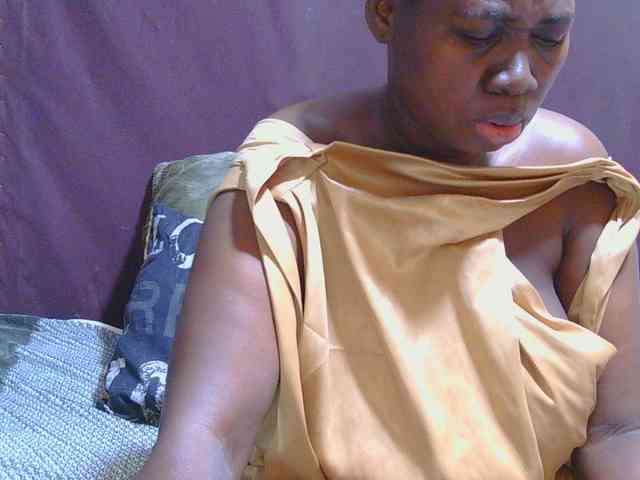 AngelBlackChoco webcam
