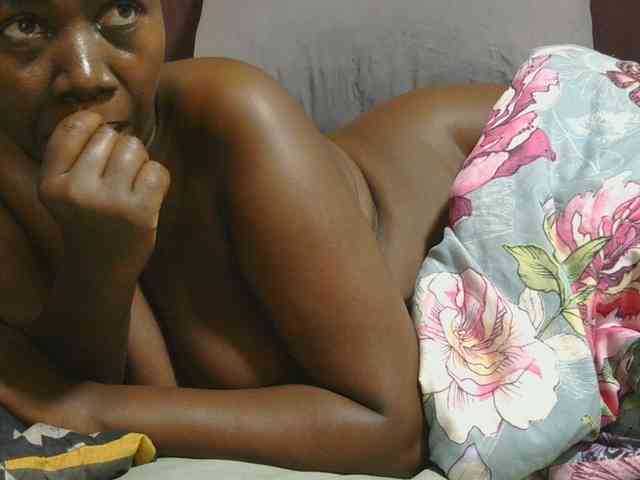 AngelBlackChoco webcam