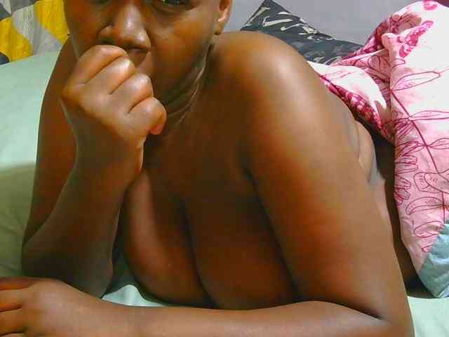 AngelBlackChoco webcam