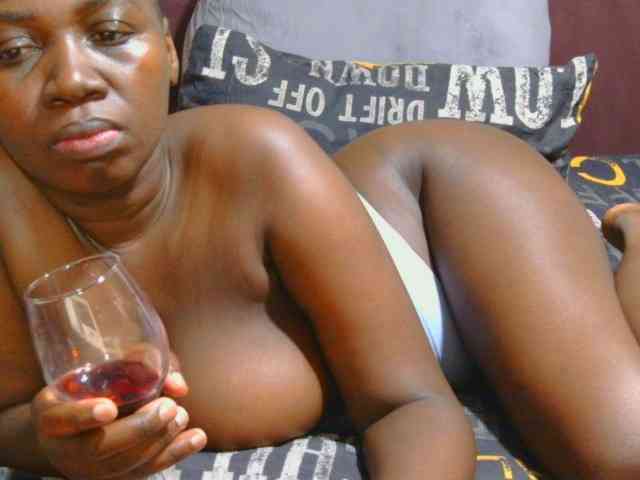 AngelBlackChoco webcam