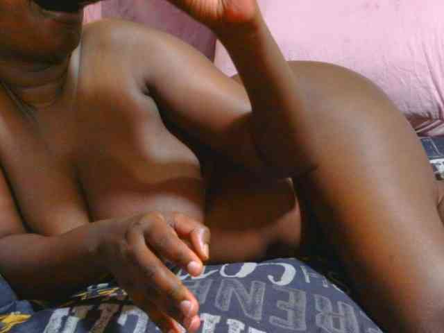 AngelBlackChoco webcam