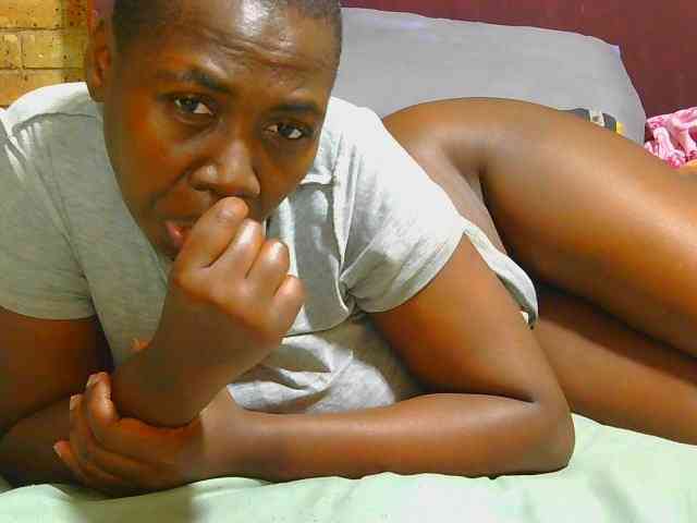 AngelBlackChoco webcam