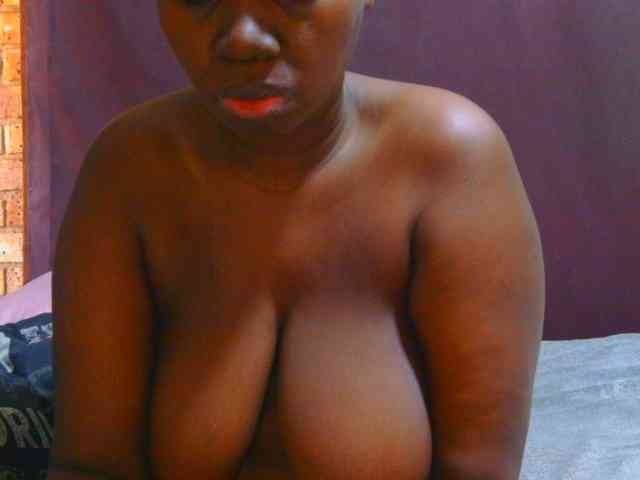 AngelBlackChoco webcam