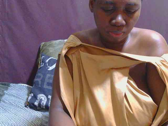 AngelBlackChoco webcam