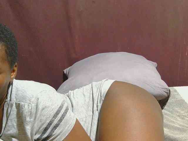 AngelBlackChoco webcam
