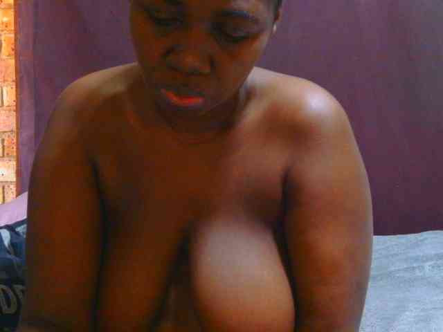AngelBlackChoco webcam