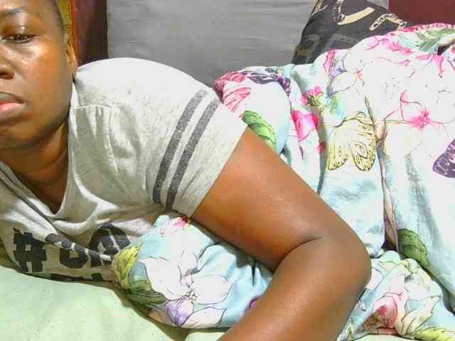 AngelBlackChoco webcam