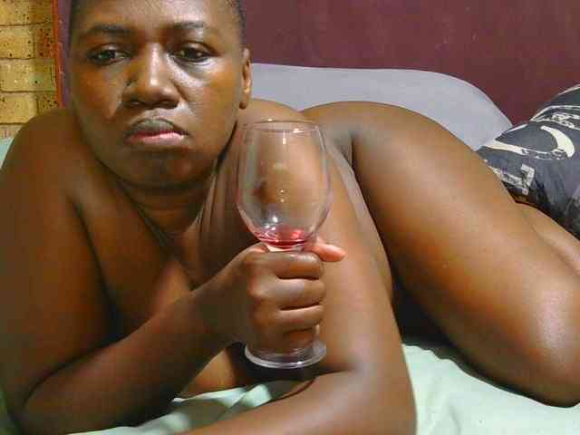 AngelBlackChoco webcam