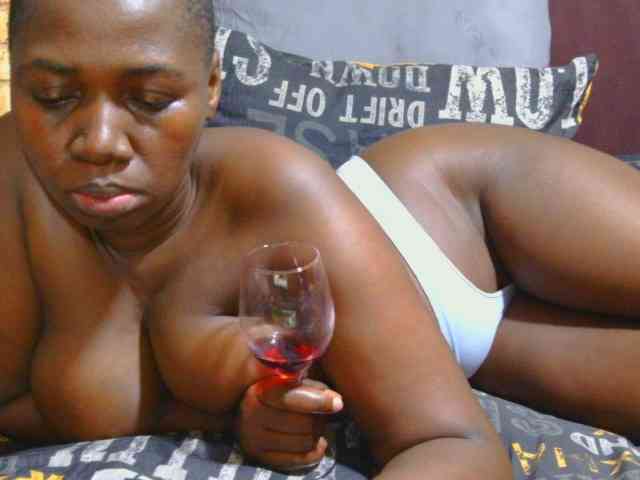 AngelBlackChoco webcam