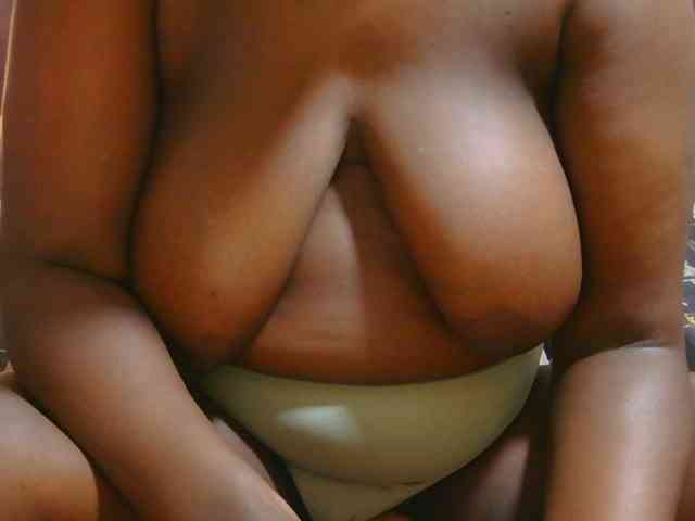 AngelBlackChoco webcam