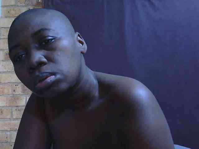 AngelBlackChoco webcam