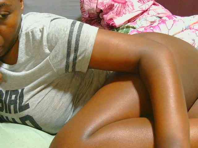 AngelBlackChoco webcam