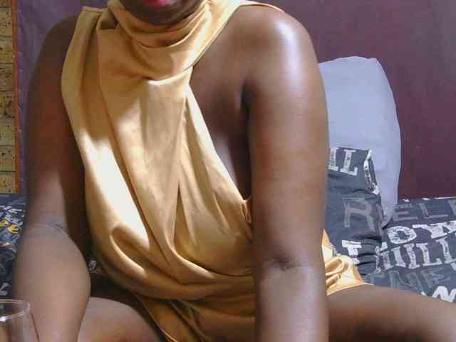 AngelBlackChoco webcam