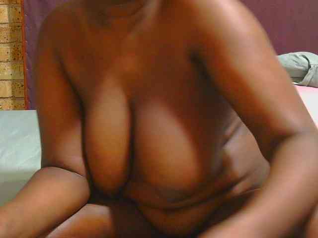 AngelBlackChoco webcam