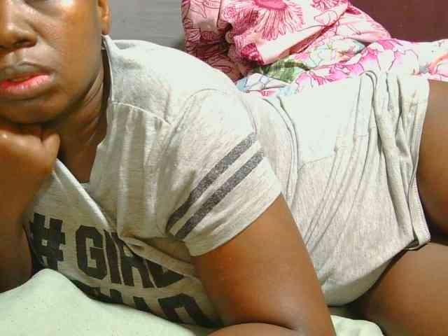 AngelBlackChoco webcam