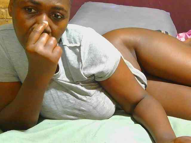 AngelBlackChoco webcam