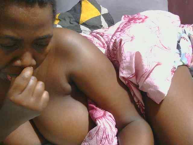 AngelBlackChoco webcam