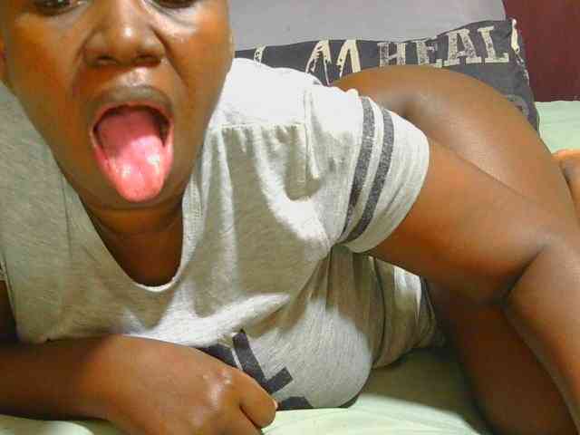 AngelBlackChoco webcam