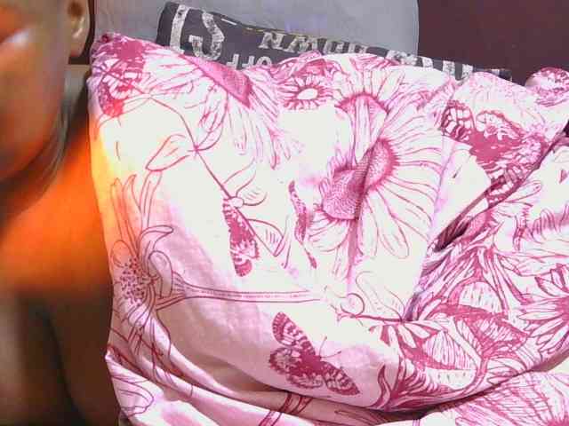 AngelBlackChoco webcam