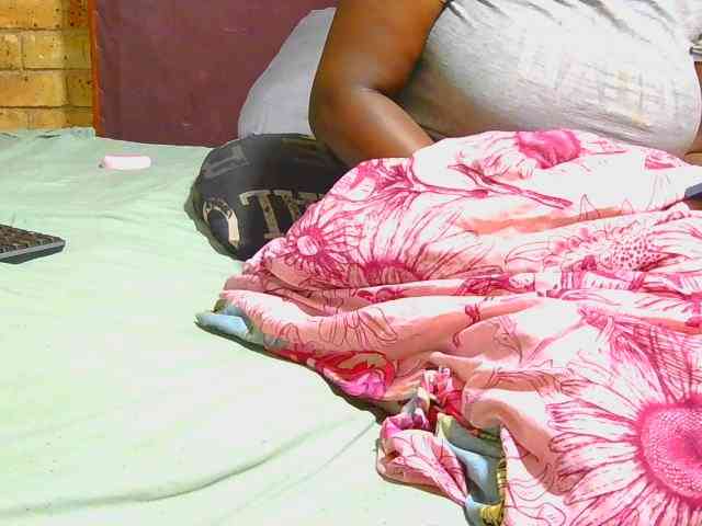 AngelBlackChoco webcam