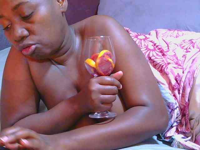 AngelBlackChoco webcam