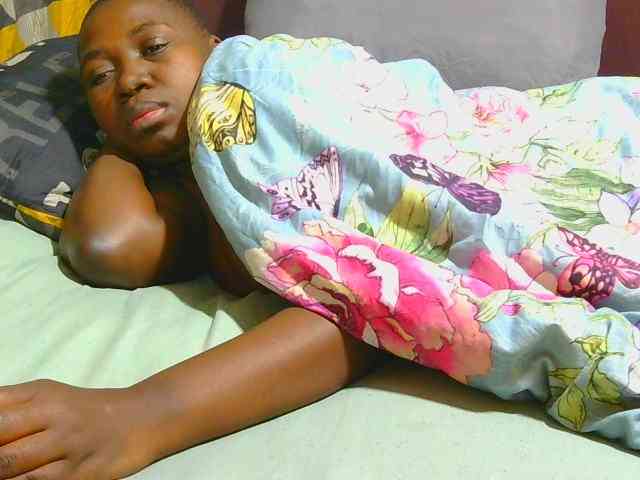 AngelBlackChoco webcam