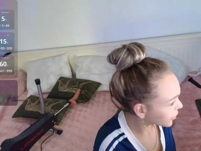 DaisyAbby03