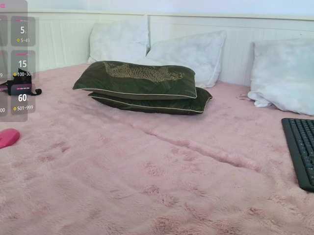 DaisyAbby03