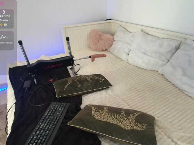 DaisyAbby03