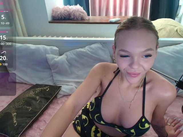 DaisyAbby03