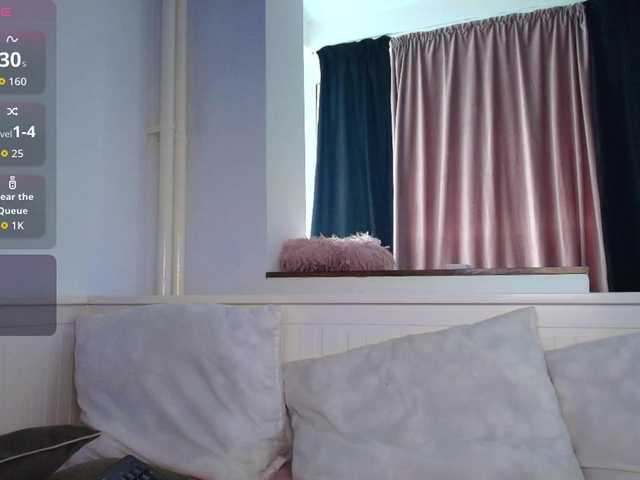 DaisyAbby03