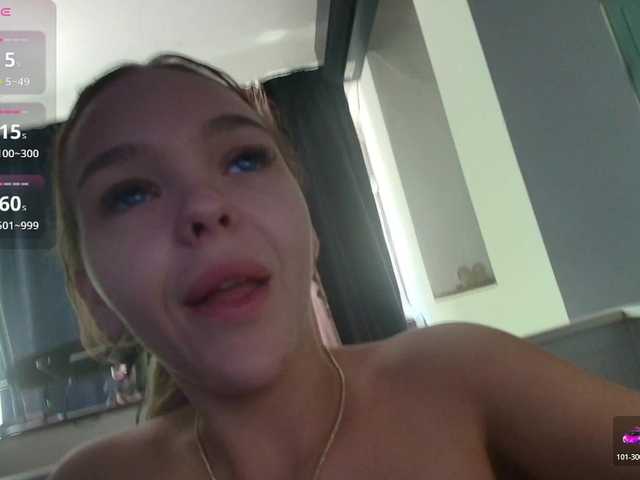 DaisyAbby03
