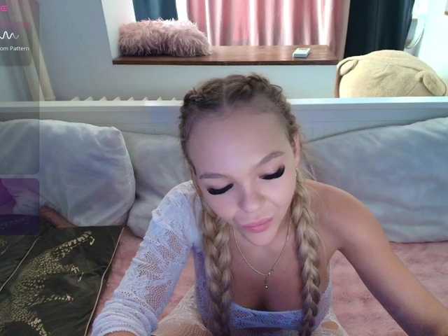 DaisyAbby03