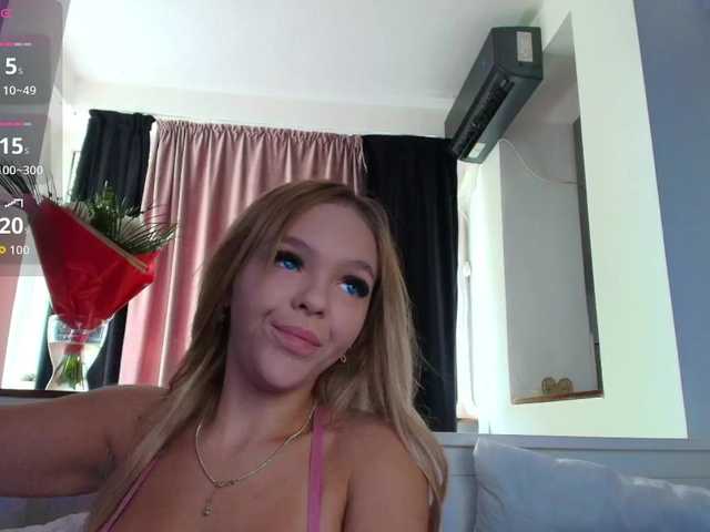 DaisyAbby03