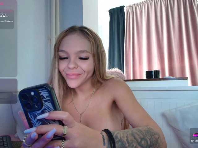 DaisyAbby03